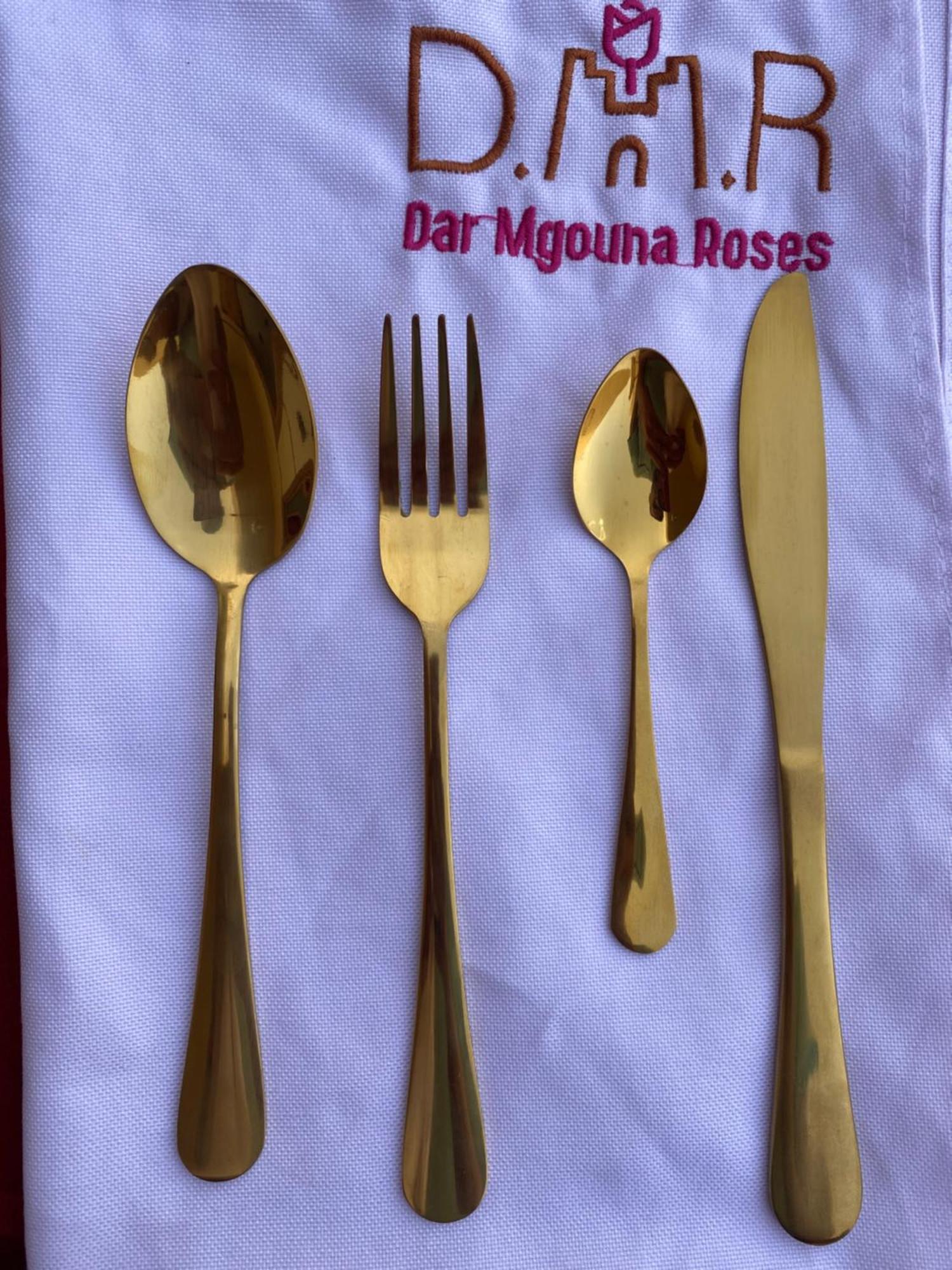Dar Mgouna Roses Kelaat-M'Gouna 外观 照片