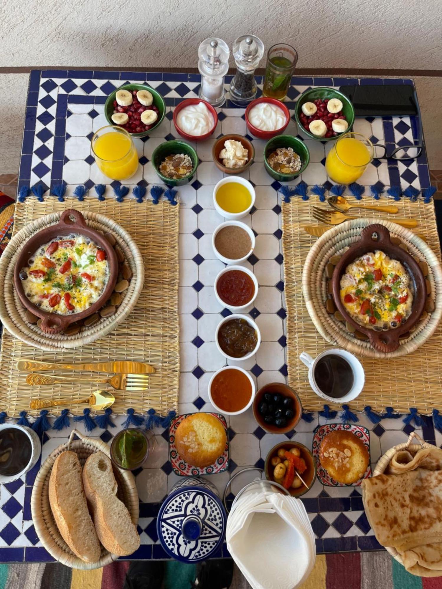 Dar Mgouna Roses Kelaat-M'Gouna 外观 照片